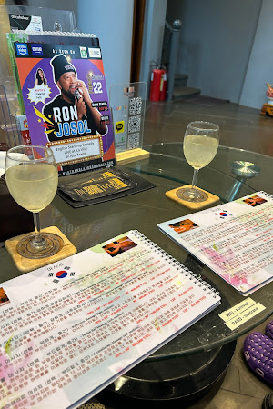 welcome drink and menu